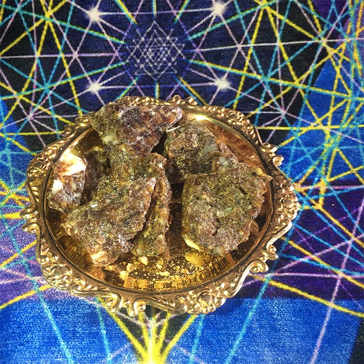 Sacred Benzoin Resin Incense – Ritual & Meditation Blend