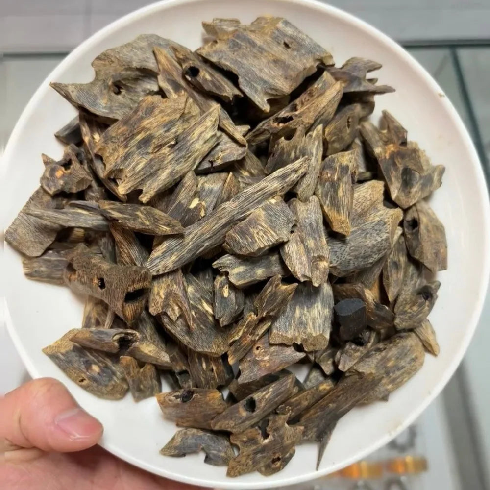 Premium Oud Agarwood Incense Chips – Sacred Ritual Blend