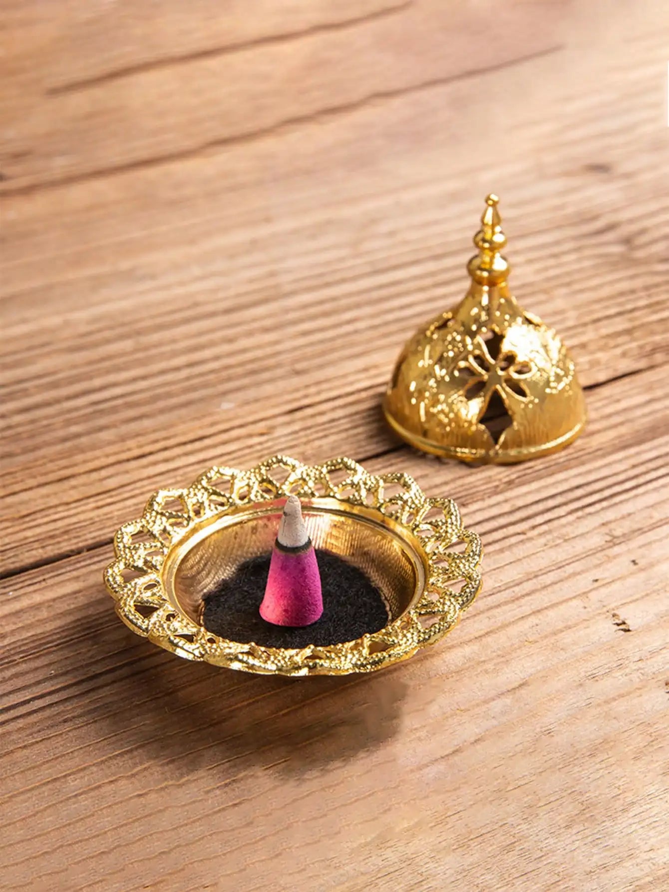 Golden Mini Incense Burner – Sacred Ritual & Meditation Decor