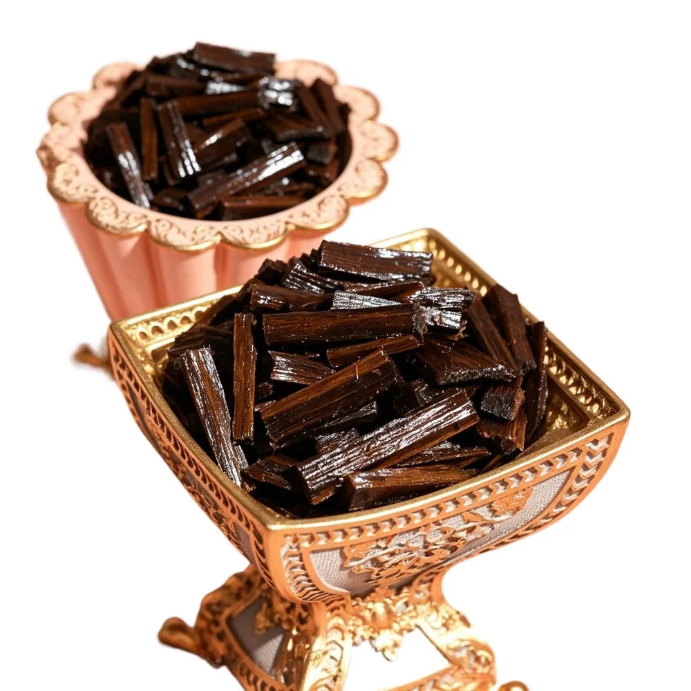 Oud-Infused Bakhoor Wood Chips – Warm Arabian Ritual Fragrance